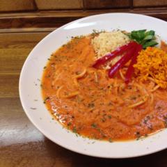 Sellerie Knollen und Kürbis "Reis" mit Rettich Nudeln in Ananas Paprika Suppe