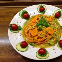 Gurken - Karotten - Ananas - Basilikum - "Pasta"