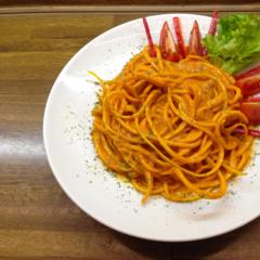 Butternuss "Pasta" mit Kaki - Grapefruit - Sauce